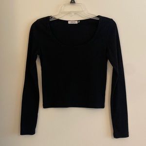 ⭐️ The Hanger Ribbed Black Scoop Neck Crop Top M